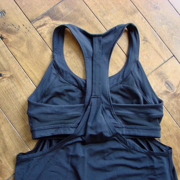 Lululemon Black Racerback Tank Top Sports Bra Yoga Built In Bra Size 8 - Picture 7 of 10